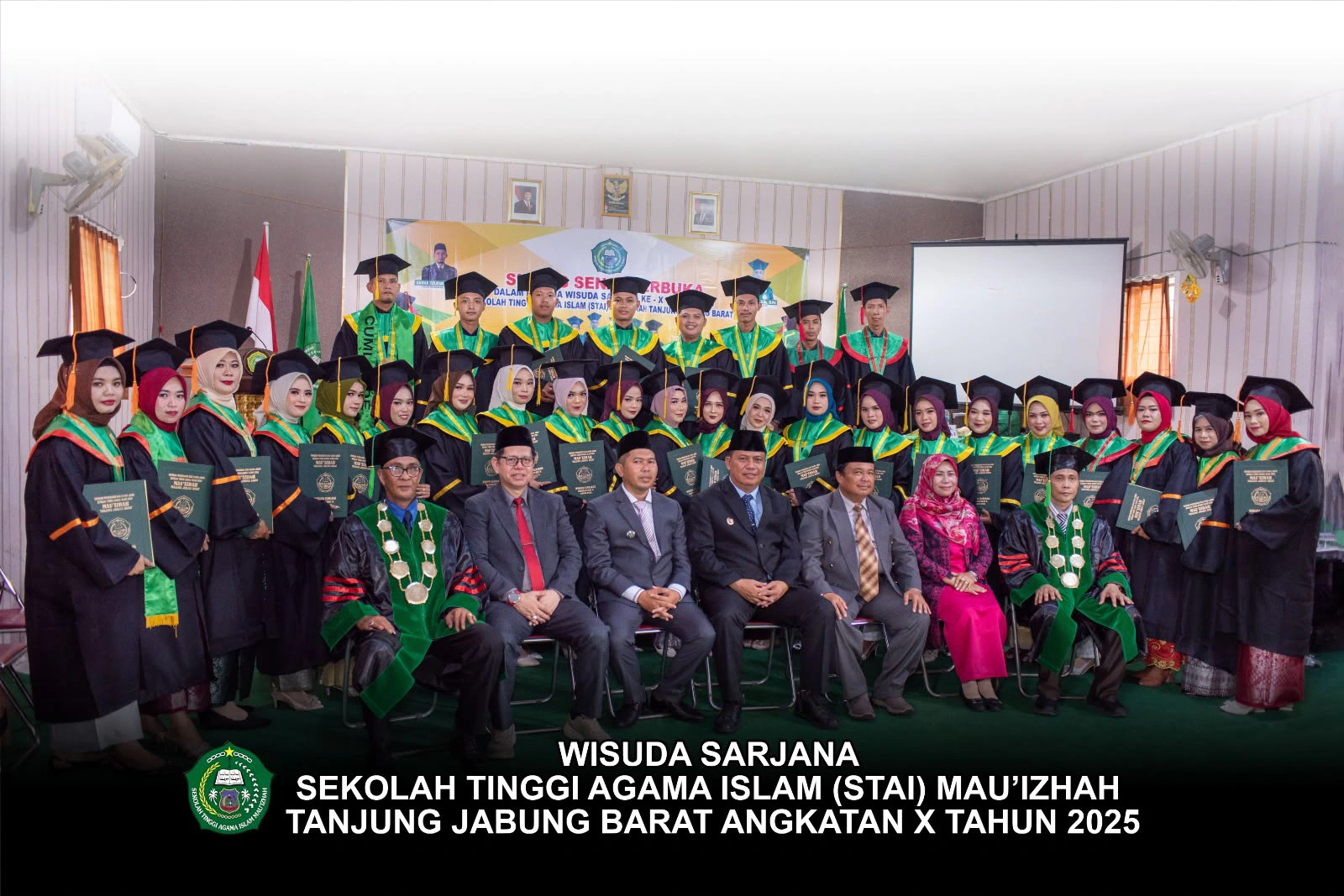 32 Sarjana Resmi Dikukuhkan, STAI Mau'izhah Tanjung Jabung Barat Gelar Sidang Terbuka Wisuda Sarjana ke-X